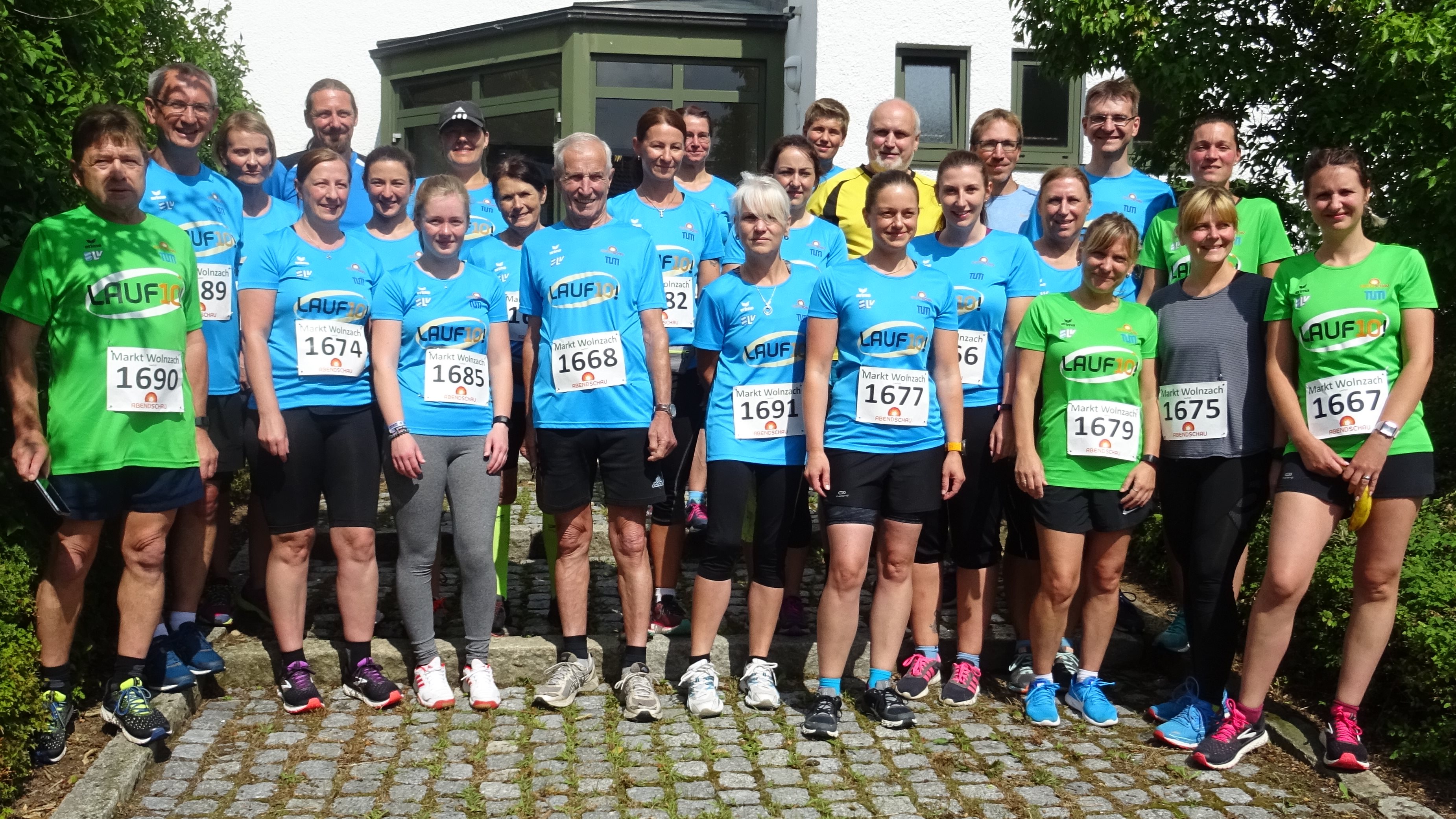 Mit 26 Läuferinnen und Läufer war das Nordic Team Klingenbrunn nach drei Monate intensiven Training zum Abschlusslauf nach Wolnzach angereist.