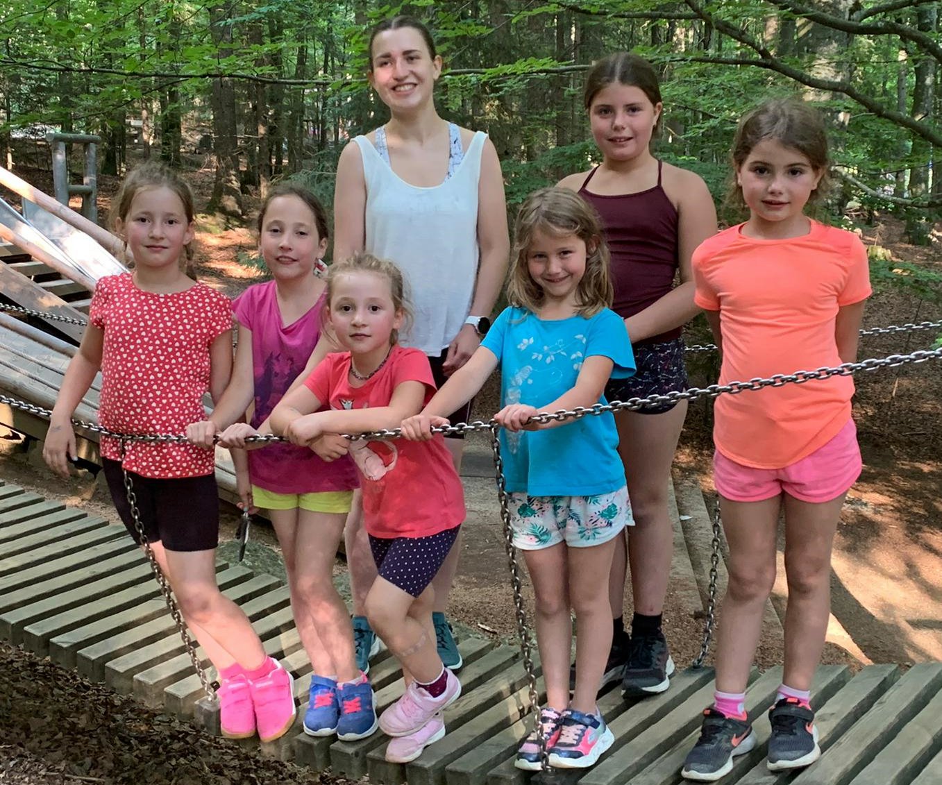 Kindertraining-im-Waldspielgelände