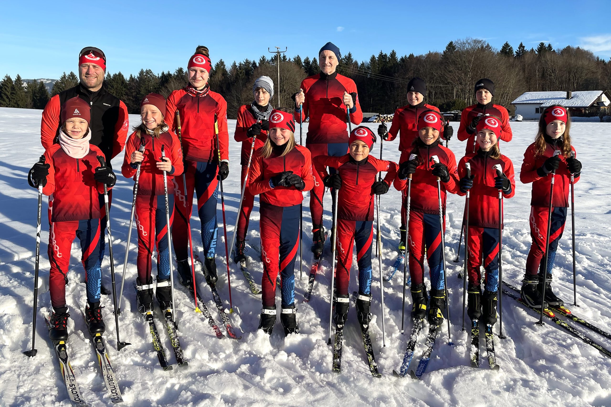 neue Rennanzüge NTK